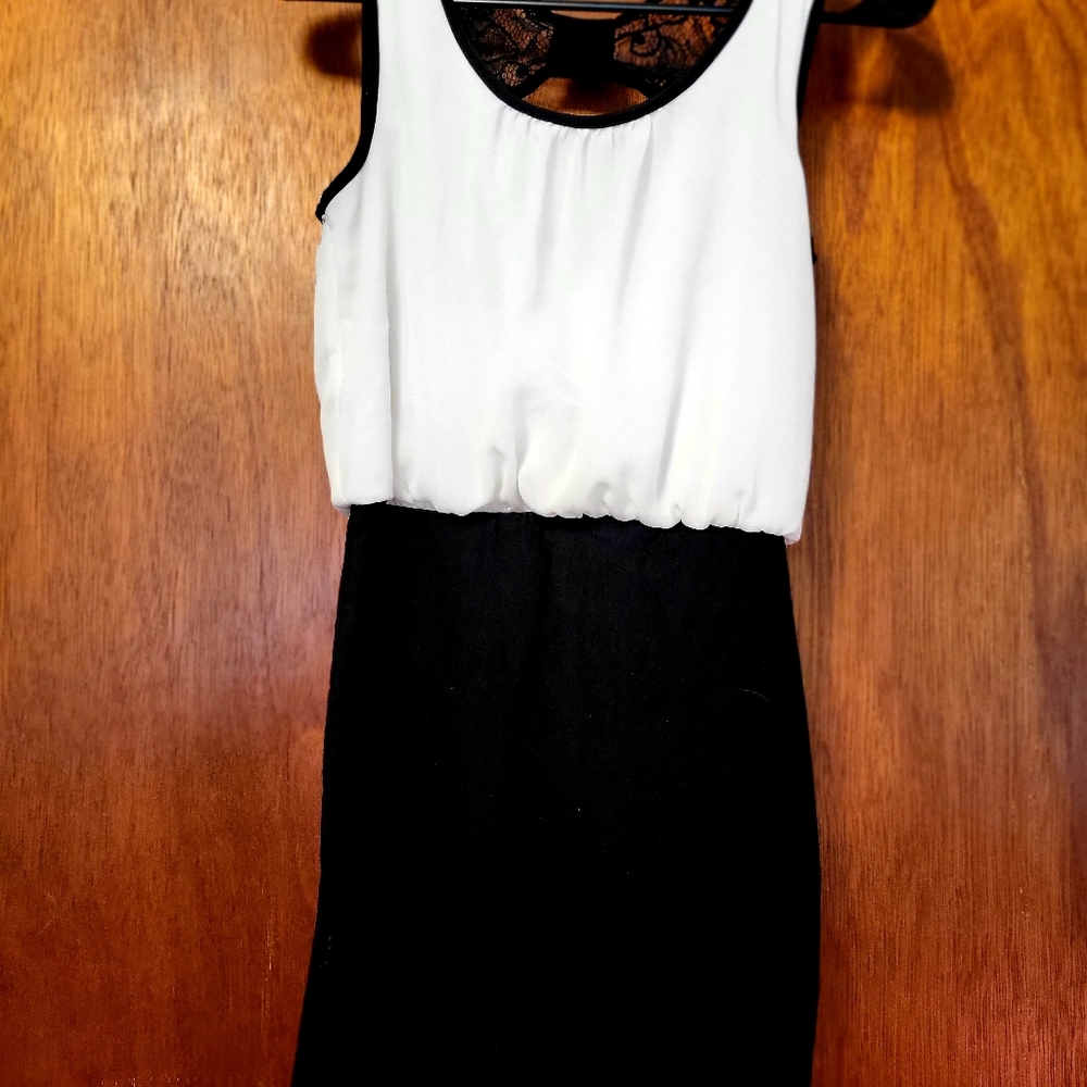 BCX Black & white mini dress